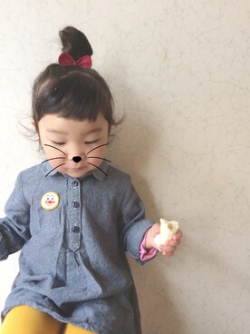 「アイテム（ブローチ/コサージュ）」を使った、こころさん（キッズ・100cm）の秋コーディネート