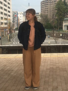 「金髪」｜「アイテム（デニムジャケット）」を使った、アヤカさん（レディース・168cm）の春コーディネート
