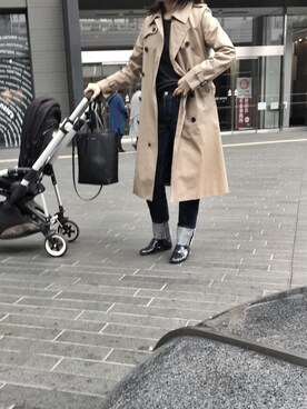 「CELINE」｜「アイテム（トレンチコート）」を使った、oanさん（レディース・153cm）の秋コーディネート