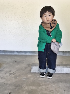 「Levi's（リーバイス）のアイテム（サロペット/オーバーオール）」を使った、oanさん（キッズ・80cm）の秋コーディネート