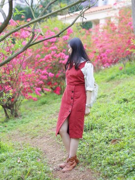 「アイテム（つなぎ/オールインワン、レッド系）」を使った、Asukkkkaさん（レディース・163cm）の春コーディネート