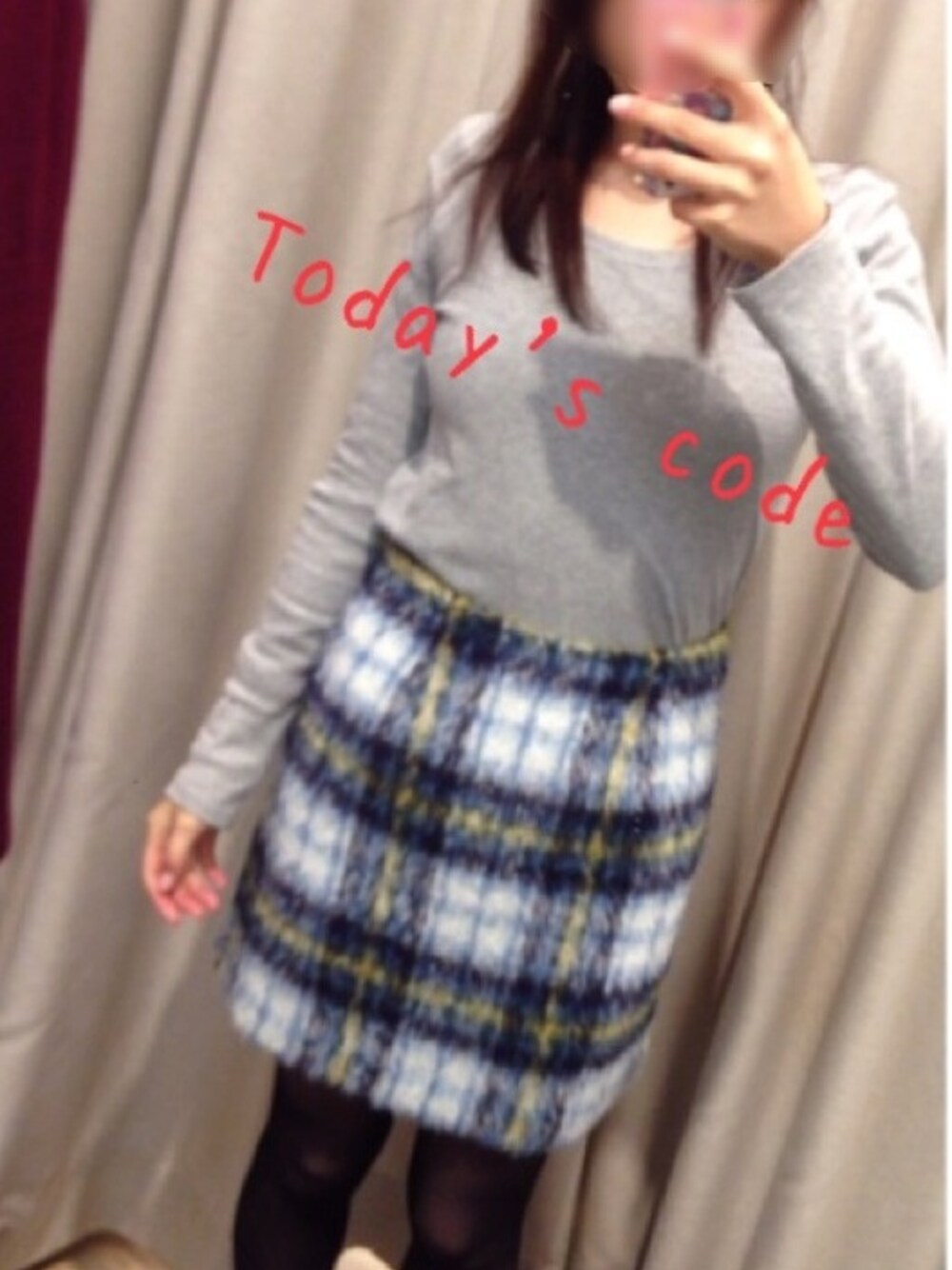 「タイトスカート、チェックスカート」｜「ROPE' PICNICのアイテム（スカート、その他）」を使った、cocoさん（レディース・157cm）の冬コーディネートの1枚目の写真