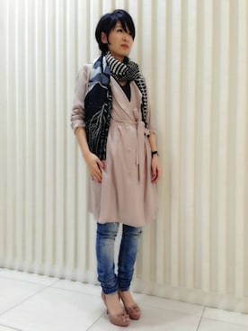 「グレージュ」｜「アイテム（トレンチコート）」を使った、B'2nd roit SAPPOROさん（レディース・160cm）の春コーディネート