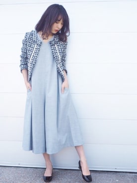 「アイテム（つなぎ/オールインワン、グレー系）」を使った、西川 瑞希さん（レディース・157cm）の春コーディネート