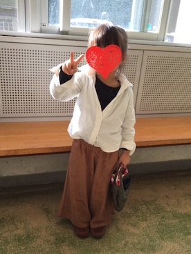 「AVAN LILY（アヴァンリリィ）のアイテム（パンツ）」を使った、ぶぅさん（キッズ・100cm）の秋コーディネート