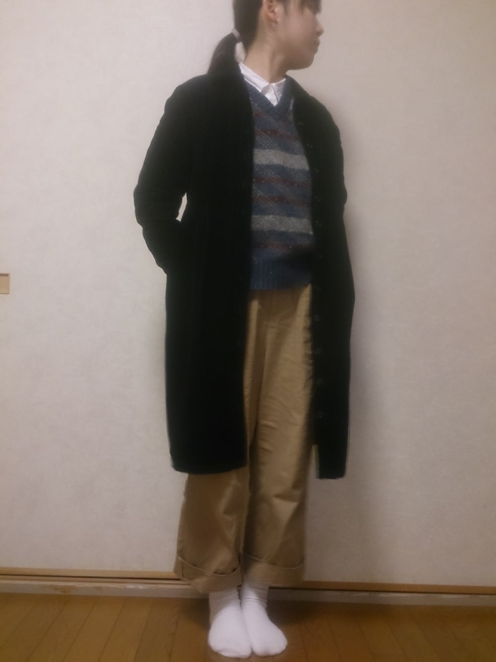 「L.L.Beanのアイテム（ステンカラーコート、ブラック系）」を使った、ayakaさん（レディース・157cm）の秋コーディネートの1枚目の写真