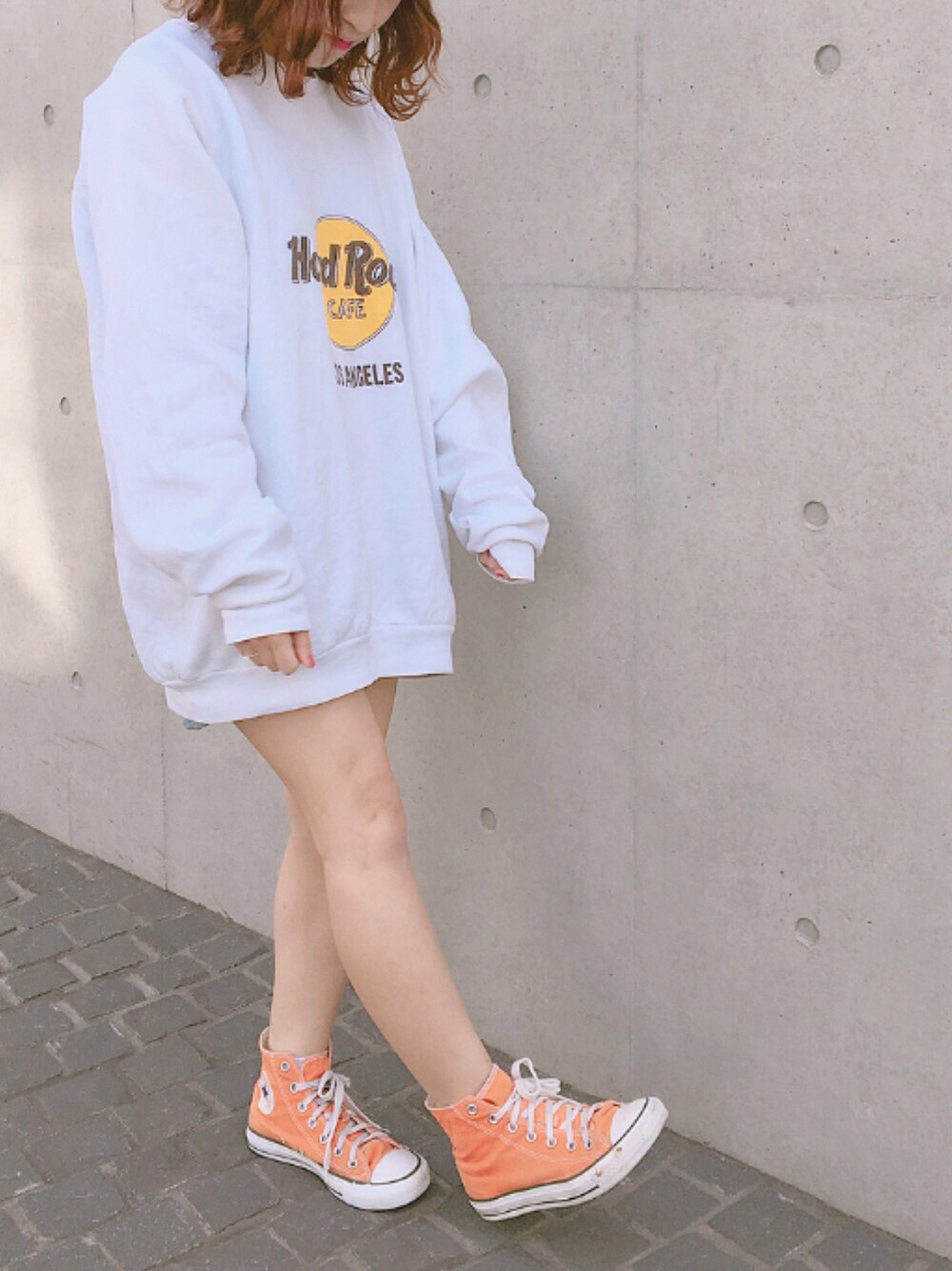 「秋コーデ、ゆるコーデ、ラフ、だぼだぼ、スウェット、古着、used、harajuku、コンバース、スニーカー」｜「usedのアイテム（スウェット、ホワイト系）」を使った、yum¡ ❤︎さん（レディース・148cm）の秋コーディネートの1枚目の写真