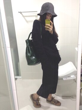 Lili Huangさんのコーディネート