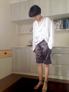 Lili Huangさんのコーディネート