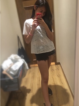 「アイテム（バングル/リストバンド）」を使った、Janice さん（レディース・163cm・10代）の秋コーディネート