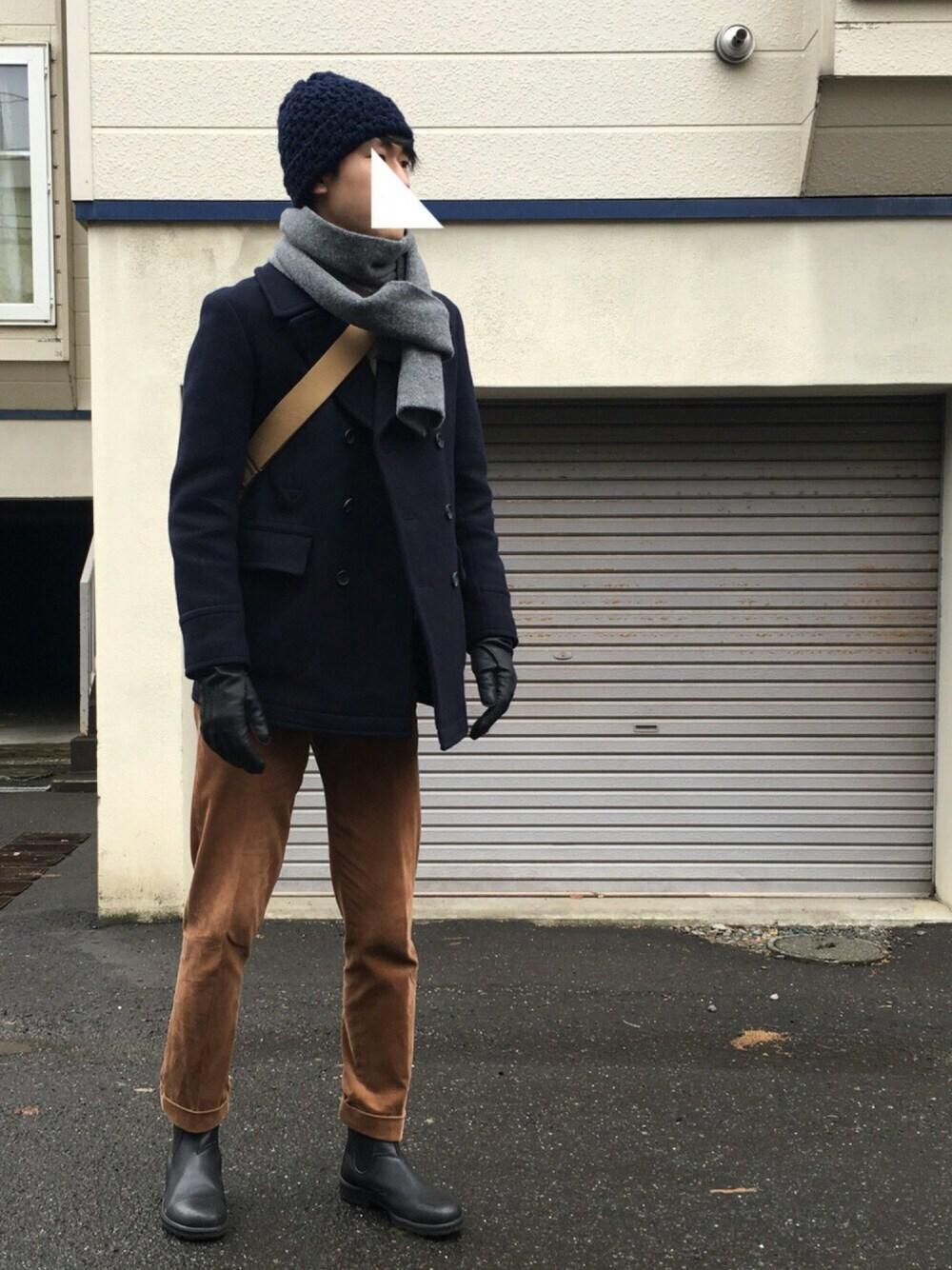 「HIGHLAND 2000の＜HIGHLAND 2000＞ POPCORN CAP/ニットキャップо（ニットキャップ/ビーニー、ブルー系）」を使った、UTさん（メンズ・185cm）の秋コーディネートの1枚目の写真
