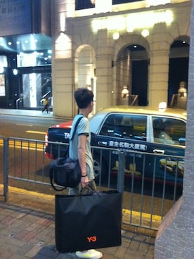 「Marc by Marc Jacobs（マークバイマークジェイコブス）のアイテム（ショルダーバッグ）」を使った、wernerさん（メンズ・168cm）の夏コーディネート