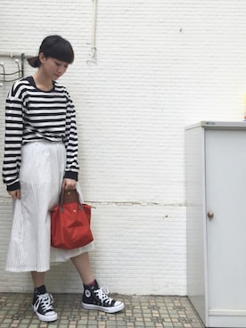 「アイテム（トートバッグ、オレンジ系）」を使った、DDさん（レディース・157cm）の春コーディネート