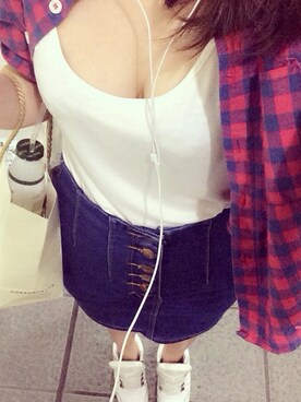 Liz hsuさんのコーディネート