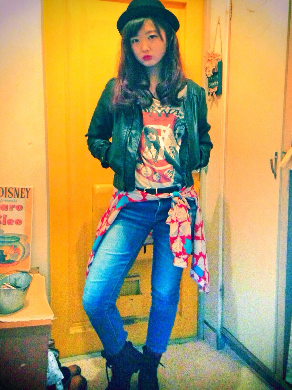 「rock」｜「PAOLA FERRIのアイテム（ブーツ、ブラック系）」を使った、チヒデさん（レディース・164cm）の春コーディネートの1枚目の写真