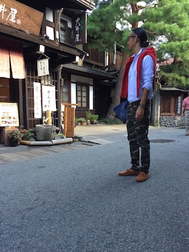「Chrome Hearts」｜「アイテム（モカシン/デッキシューズ）」を使った、近岡良次さん（メンズ・178cm）の秋コーディネート