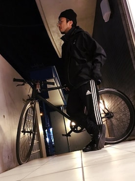 「BEAMS（ビームス）のアイテム（手袋）」を使った、サッシーさん（メンズ・160cm）の秋コーディネート