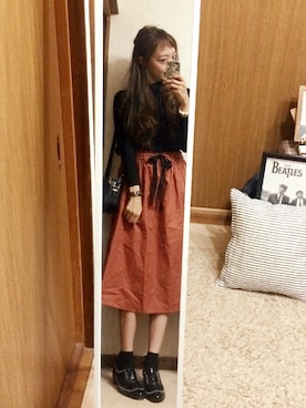 「SENSE OF PLACE by URBAN RESEARCH（センスオブプレイスバイアーバンリサーチ）のTUT ローゲージ片畦ボトルネックニット（ニット/セーター、ブラック系）」を使った、shyさん（レディース・167cm）の秋コーディネート