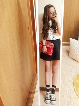 「Stussy Women（ステューシーウィメン）のWorld Tour（Tシャツ/カットソー、ホワイト系）」を使った、shyさん（レディース・167cm）の春コーディネート