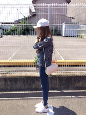 「MOUSSY（マウジー）のOFF SHOULDER TOPS F（Tシャツ/カットソー、ブルー系）」を使った、shyさん（レディース・167cm）の春コーディネート