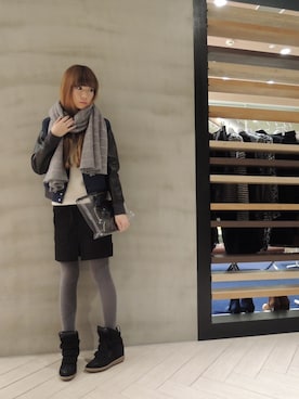 「ISABEL MARANT（イザベルマラン）のアイテム（シューズ）」を使った、FLONTVIOROスタッフさん（レディース・160cm）の冬コーディネート