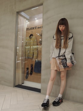 「ISABEL MARANT（イザベルマラン）のアイテム（スウェット）」を使った、FLONTVIOROスタッフさん（レディース・160cm）の冬コーディネート