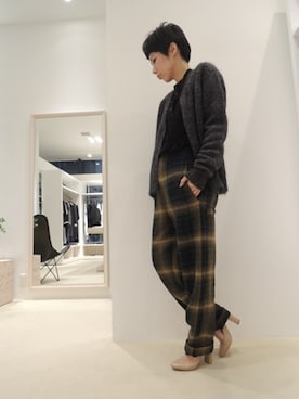 「ISABEL MARANT（イザベルマラン）のアイテム（パンツ）」を使った、FLONTVIOROスタッフさん（レディース・160cm）の冬コーディネート