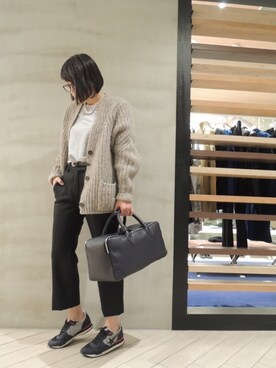 「ISABEL MARANT（イザベルマラン）のアイテム（パンツ）」を使った、FLONTVIOROスタッフさん（レディース・159cm）の冬コーディネート