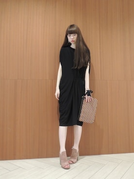 「LANVIN（ランバン）のアイテム」を使った、FLONTVIOROスタッフさん（レディース・160cm）の春コーディネート