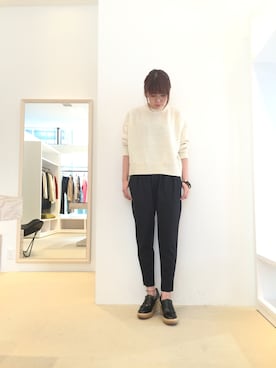 「ローファー」｜「アイテム（ブーティ）」を使った、FLONTVIOROスタッフさん（レディース・164cm）の夏コーディネート