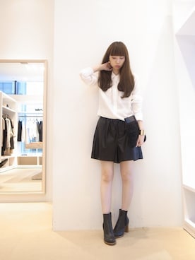 「EQUIPMENT（エキップモン）のアイテム」を使った、FLONTVIOROスタッフさん（レディース・160cm）の夏コーディネート