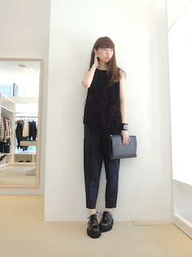「McQ（マックキュー）のアイテム」を使った、FLONTVIOROスタッフさん（レディース・160cm）の秋コーディネート