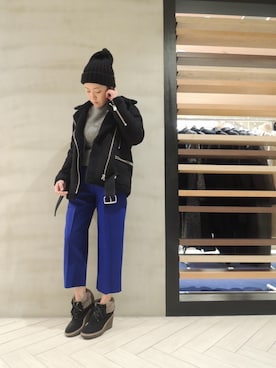 「Acne Studios（アクネストゥディオズ）のアイテム（ジャケット/アウター）」を使った、FLONTVIOROスタッフさん（レディース・160cm）の秋コーディネート