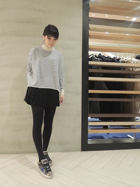 「DEMYLEE（デミリー）のアイテム」を使った、FLONTVIOROスタッフさん（レディース・164cm）の秋コーディネート