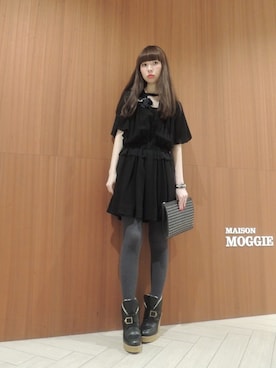 「McQ（マックキュー）のアイテム」を使った、FLONTVIOROスタッフさん（レディース・160cm）の冬コーディネート