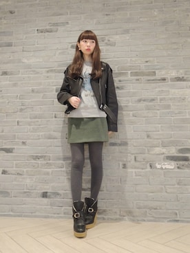 「Acne Studios（アクネストゥディオズ）のアイテム（ジャケット/アウター）」を使った、FLONTVIOROスタッフさん（レディース・160cm）の冬コーディネート