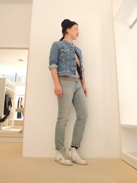 「Acne Studios（アクネストゥディオズ）のアイテム（デニムジャケット）」を使った、FLONTVIOROスタッフさん（レディース・160cm）の春コーディネート