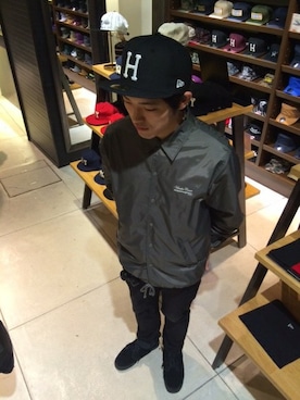 「black」｜「アイテム（キャップ）」を使った、松浦燦さん（メンズ・172cm）の秋コーディネート