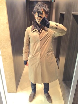 「HAVERSACK（ハバーザック）のアイテム（トレンチコート）」を使った、オカザキジョーさん（メンズ・174cm）の冬コーディネート