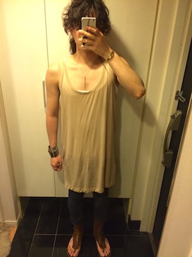 「DRIES VAN NOTEN（ドリスヴァンノッテン）のアイテム（タンクトップ）」を使った、オカザキジョーさん（メンズ・174cm）の夏コーディネート