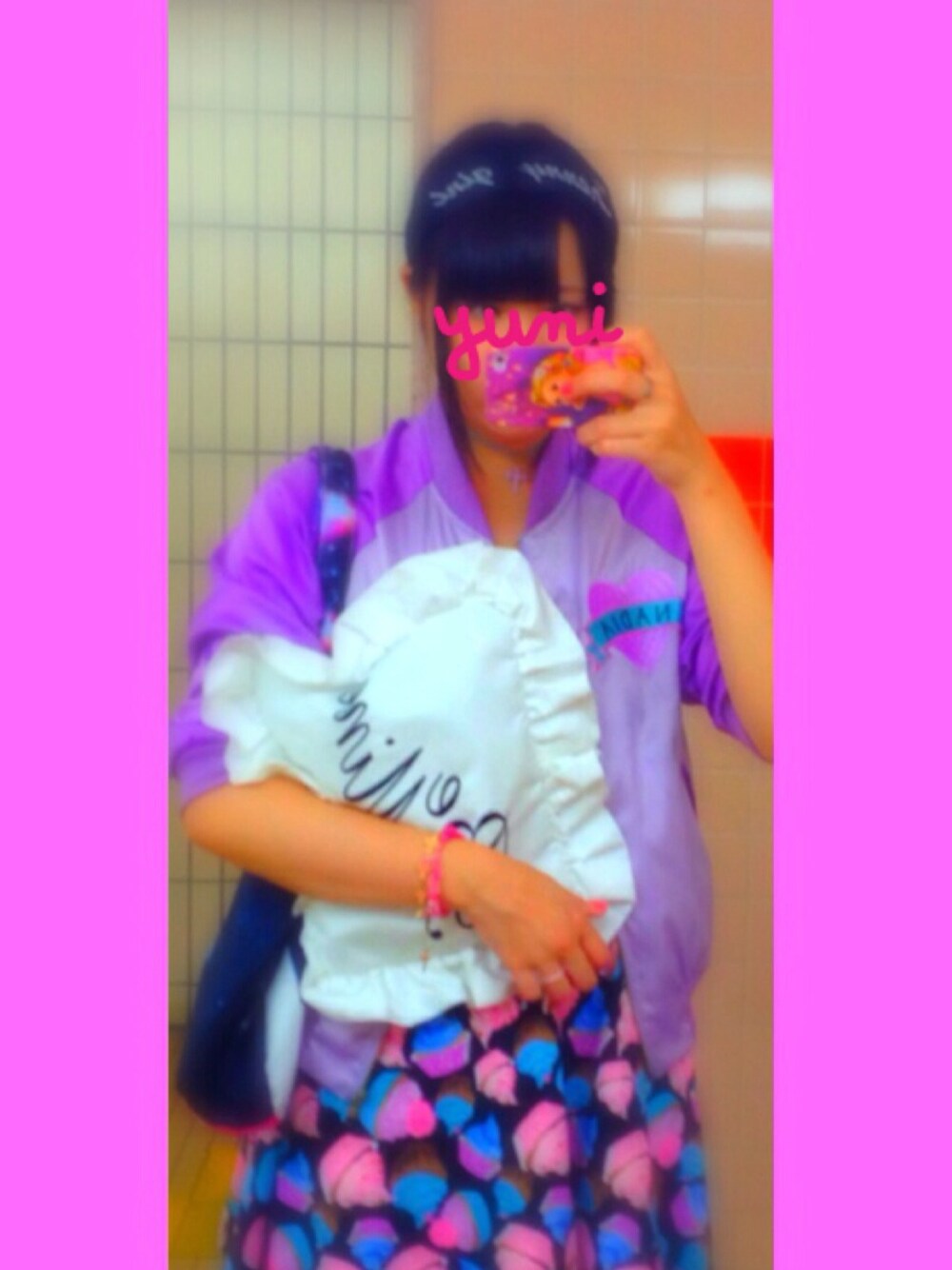 「ヘアバンド、原宿系、紫、NADIA、LIVE、スタジャン、カラフル、カップケーキ」｜「NADIAのアイテム（スタジャン、パープル系）」を使った、yuniさん（レディース・163cm）の秋コーディネートの1枚目の写真