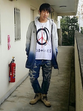 「Alpha Industries（アルファインダストリーズ）のアイテム（ブーツ）」を使った、健太さん（メンズ・177cm）の秋コーディネート