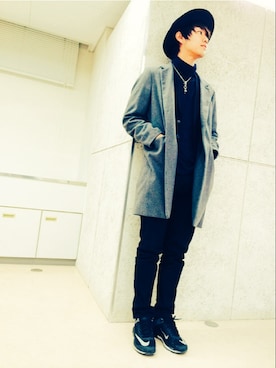 「BEAMS（ビームス）のアイテム（トレンチコート）」を使った、KAZU.さん（メンズ・180cm）の春コーディネート