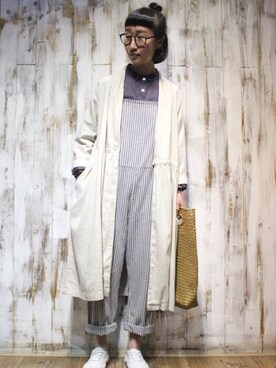 「SM2（エスエムツー）のアイテム（トレンチコート）」を使った、岛石小川さん（レディース・158cm）の夏コーディネート