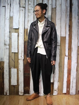 「BEAUTY&YOUTH UNITED ARROWS（ビューティーアンドユースユナイテッドアローズ）のアイテム（ムートンコート）」を使った、岛石小川さん（メンズ・174cm）の秋コーディネート