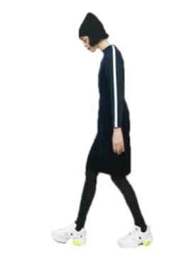 「ベロアスカート」｜「アイテム（ワンピース/ドレス）」を使った、Kanocoさん（レディース・170cm）の冬コーディネート