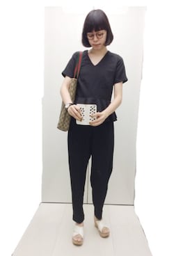 「ぺプラムトップス」｜「アイテム（PC・スマホグッズ/家電）」を使った、Kanocoさん（レディース・170cm）の夏コーディネート