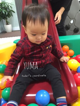 「Birthday（バースデイ）のアイテム（シャツ/ブラウス、レッド系）」を使った、yu_mamaさん（キッズ・90cm）の秋コーディネート
