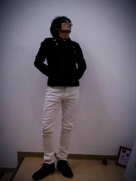 「大阪」｜「アイテム（ライダースジャケット）」を使った、rrrさん（メンズ・172cm）の秋コーディネート