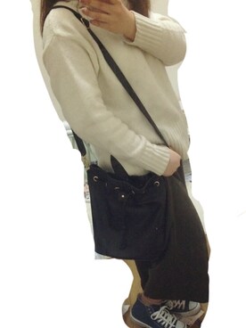 「mystic（ミスティック）のアイテム（ニット/セーター、ホワイト系）」を使った、s a k i k oさん（レディース・160cm）の秋コーディネート